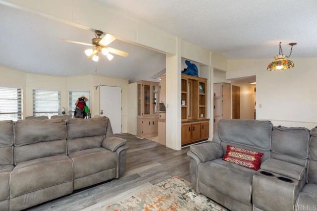 1719 Kiwi Gln, Escondido, CA 92026