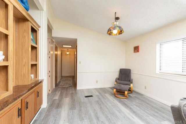 1719 Kiwi Gln, Escondido, CA 92026