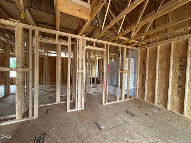 176 Sage Lane, Four Oaks, NC 27524