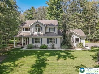 35 Pine Needle Drive, Franklin Twp, PA 18235