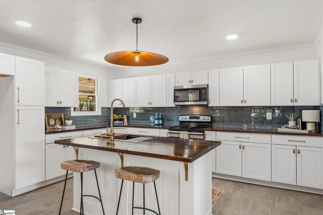 311 Blue Ridge Avenue, Belton, SC 29627