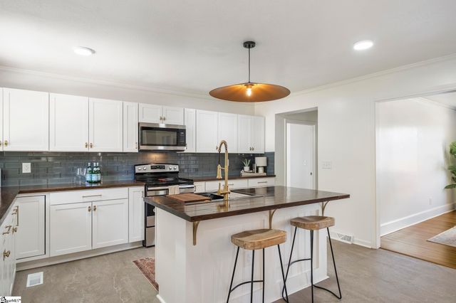 311 Blue Ridge Avenue, Belton, SC 29627