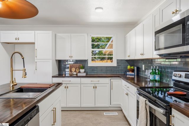 311 Blue Ridge Avenue, Belton, SC 29627