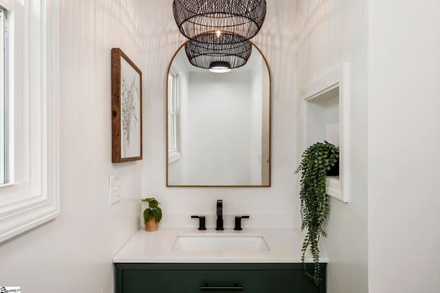 311 Blue Ridge Avenue, Belton, SC 29627