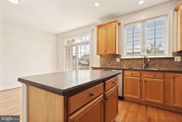 11833 WHITWORTH CANNON LN, Bristow, VA 20136