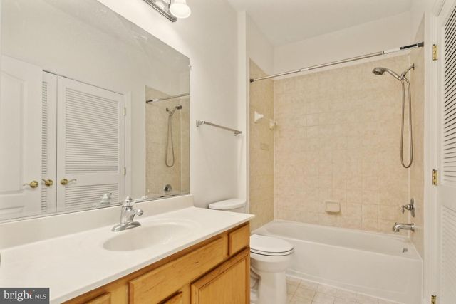11833 WHITWORTH CANNON LN, Bristow, VA 20136