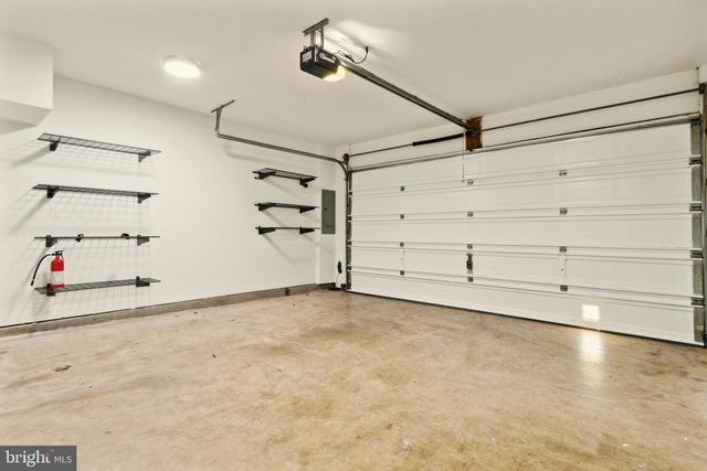 11833 WHITWORTH CANNON LN, Bristow, VA 20136