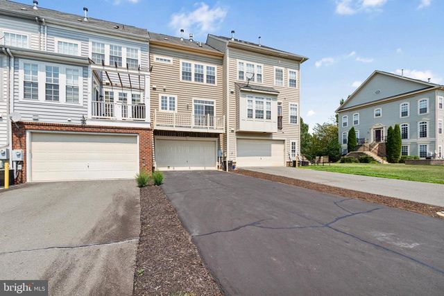 11833 WHITWORTH CANNON LN, Bristow, VA 20136