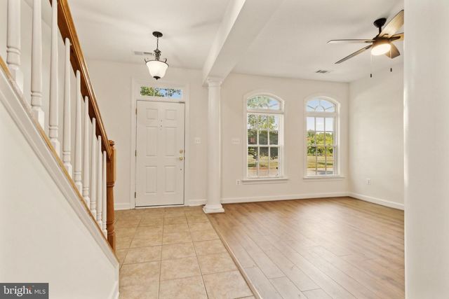 11833 WHITWORTH CANNON LN, Bristow, VA 20136