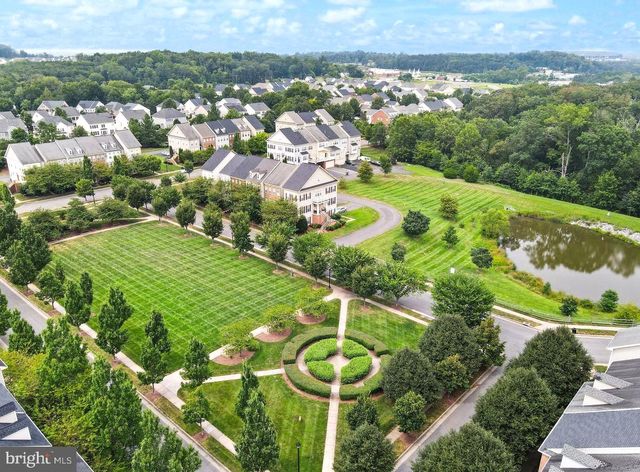 11833 WHITWORTH CANNON LN, Bristow, VA 20136