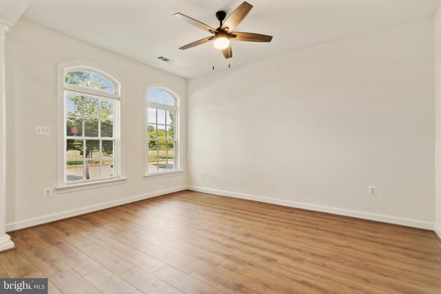 11833 WHITWORTH CANNON LN, Bristow, VA 20136