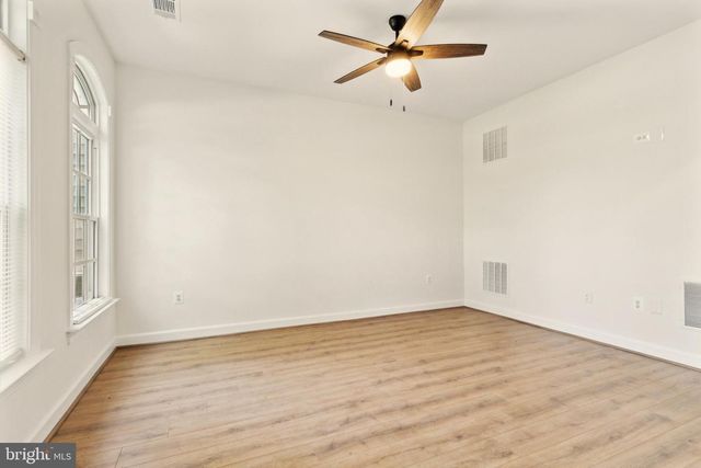 11833 WHITWORTH CANNON LN, Bristow, VA 20136