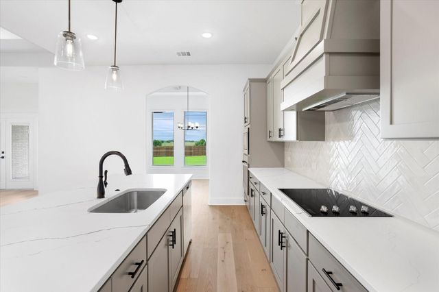 109 Brahman Street, Venus, TX 76084