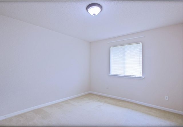 2722 Falling Forest Court, Richmond, TX 77406