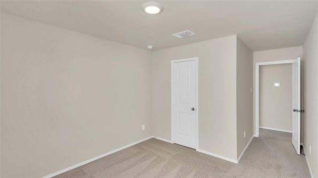 348 Ebbsfleet DR, Uhland, TX 78640
