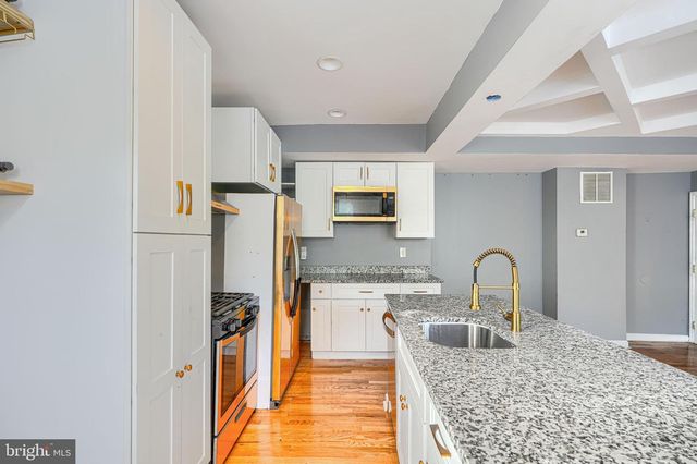 2440 DRUID PARK DR, Baltimore, MD 21215