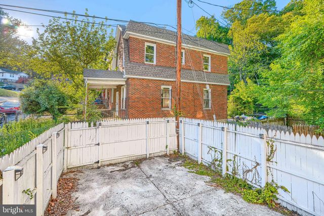 2440 DRUID PARK DR, Baltimore, MD 21215