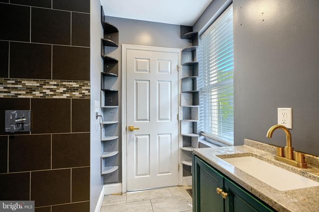 2440 DRUID PARK DR, Baltimore, MD 21215