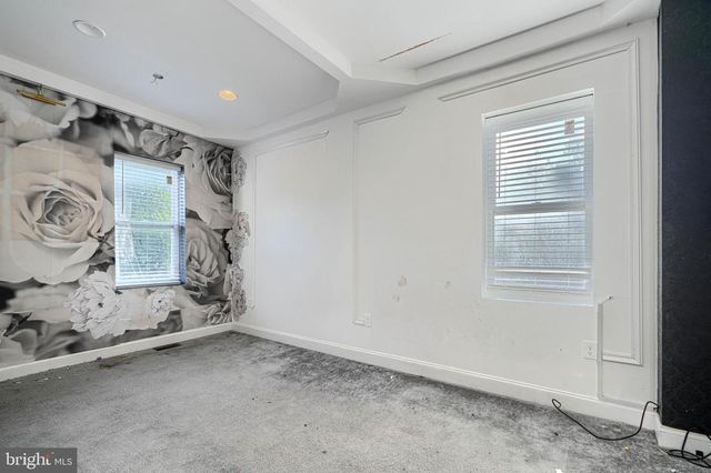 2440 DRUID PARK DR, Baltimore, MD 21215