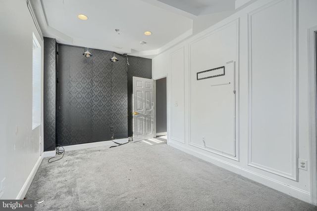 2440 DRUID PARK DR, Baltimore, MD 21215