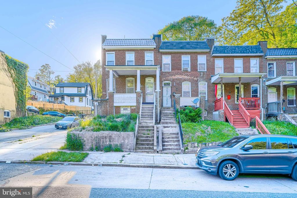 Image 1 of property listing at 2440 DRUID PARK DR, Baltimore, MD 21215