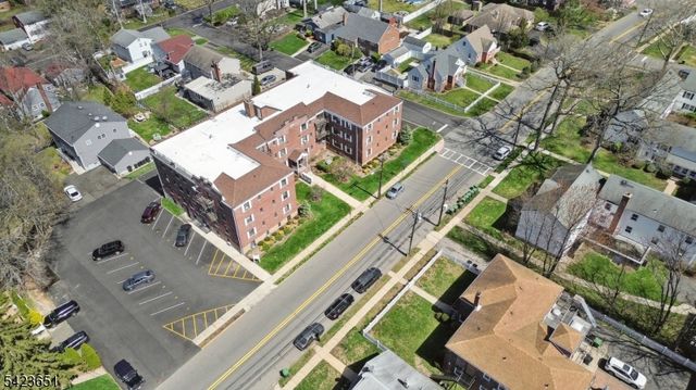 241 E Main St 2B, Bergenfield Boro, NJ 07621