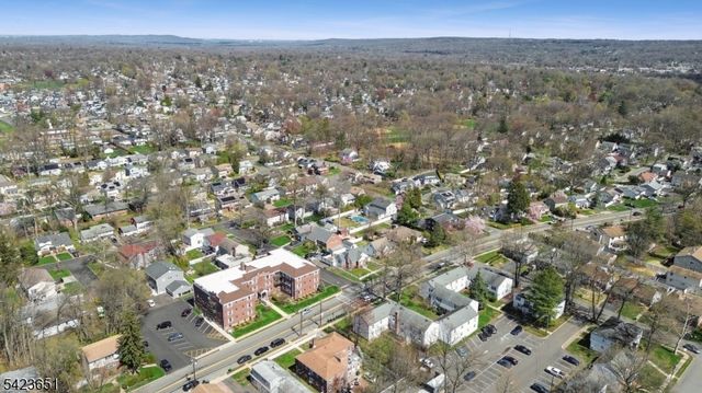 241 E Main St 2B, Bergenfield Boro, NJ 07621