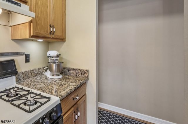 241 E Main St 2B, Bergenfield Boro, NJ 07621