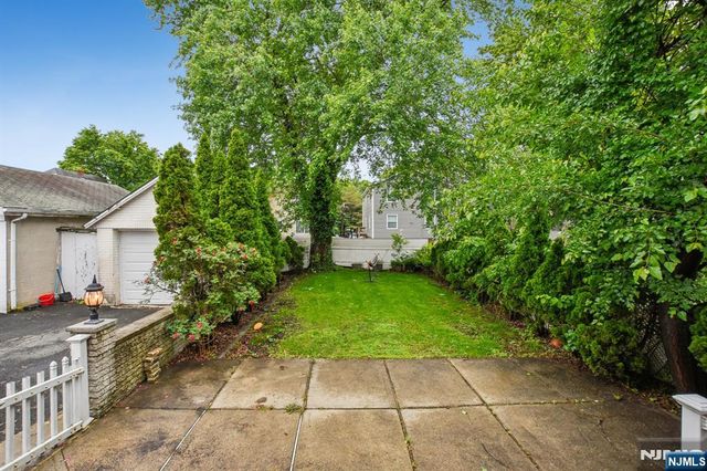 24 Willet Street, Bloomfield, NJ 07003