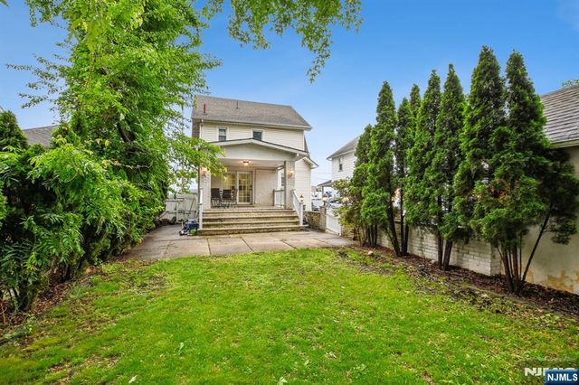 24 Willet Street, Bloomfield, NJ 07003