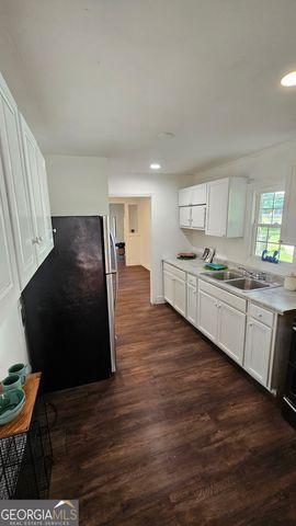 1204 New Doris Street, Dalton, GA 30721