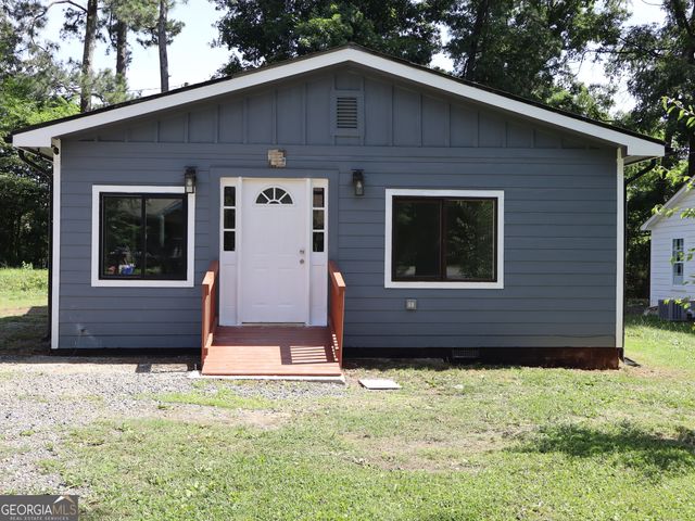 1204 New Doris Street, Dalton, GA 30721