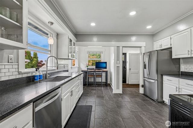 721 Laurel Drive, Everett, WA 98201