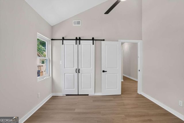 882 Tanner Dr, Scottdale, GA 30079