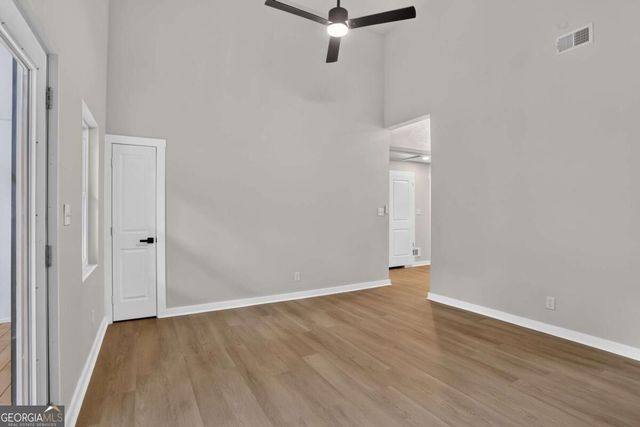 882 Tanner Dr, Scottdale, GA 30079