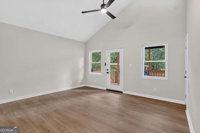 882 Tanner Dr, Scottdale, GA 30079