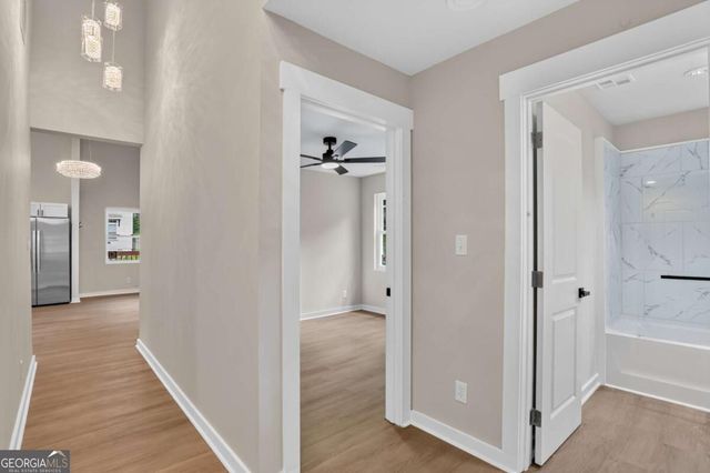 882 Tanner Dr, Scottdale, GA 30079
