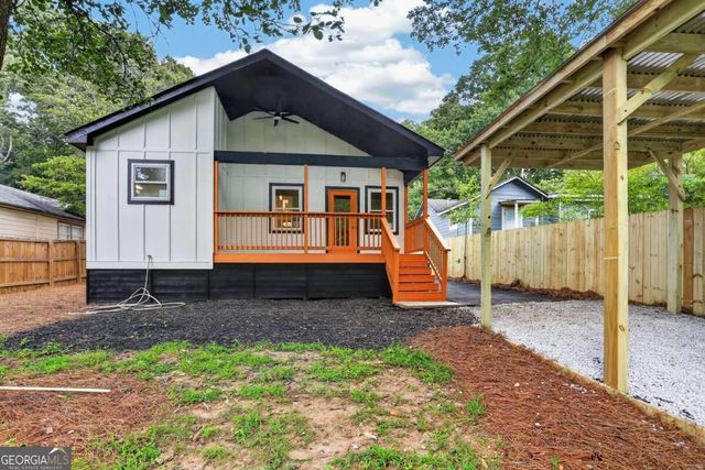 882 Tanner Dr, Scottdale, GA 30079