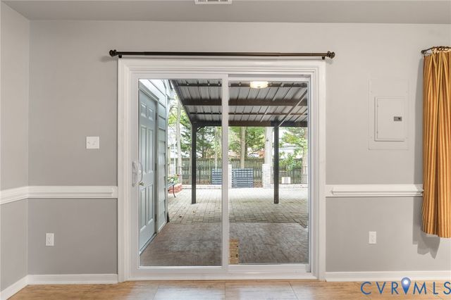 126 Arlington Sq, Ashland, VA 23005