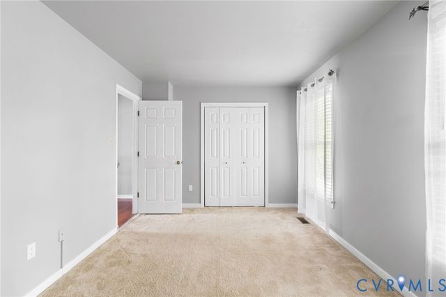 126 Arlington Sq, Ashland, VA 23005