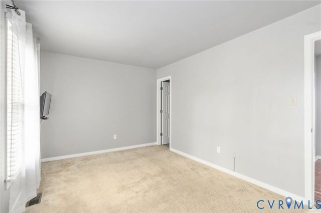 126 Arlington Sq, Ashland, VA 23005