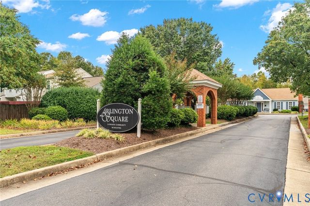 126 Arlington Sq, Ashland, VA 23005