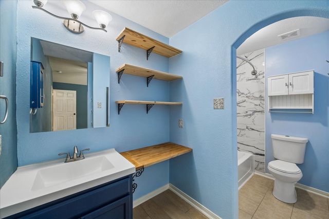 21110 Wortham Oaks Drive, Humble, TX 77338