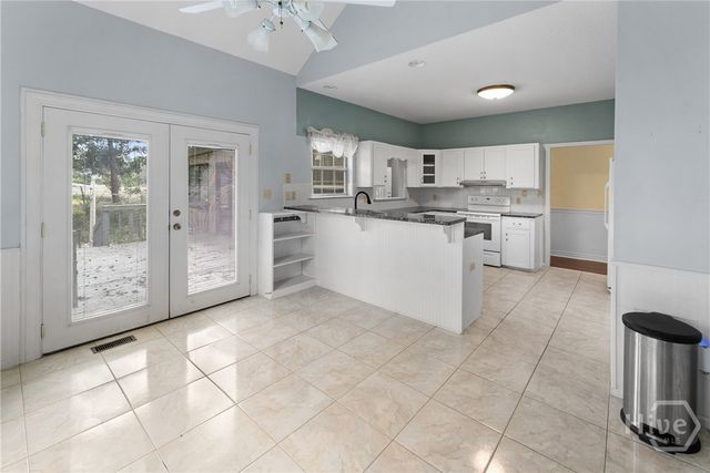 115 Magnolia Marsh Drive, Richmond Hill, GA 31324