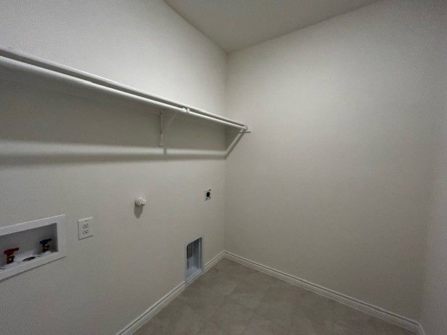 945 Brock Drive, Aubrey, TX 76227