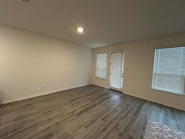945 Brock Drive, Aubrey, TX 76227