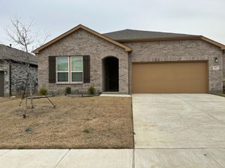945 Brock Drive, Aubrey, TX 76227