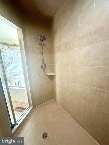 659 DOWNHILL DR, Westminster, MD 21157