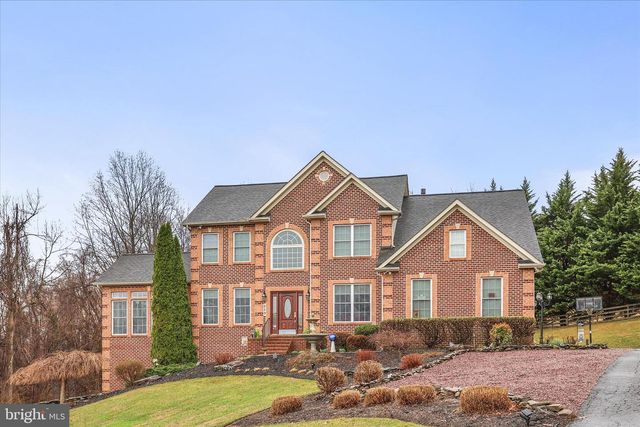 659 DOWNHILL DR, Westminster, MD 21157