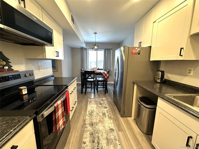 26 Cooper 510, Poughkeepsie, NY 12603